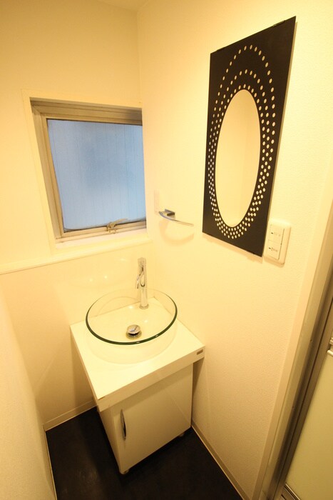 物件内観写真12　(洗面)