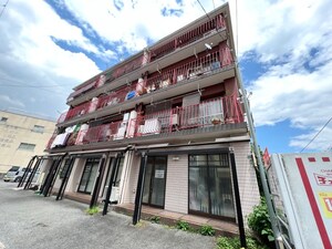 中川マンション外観写真