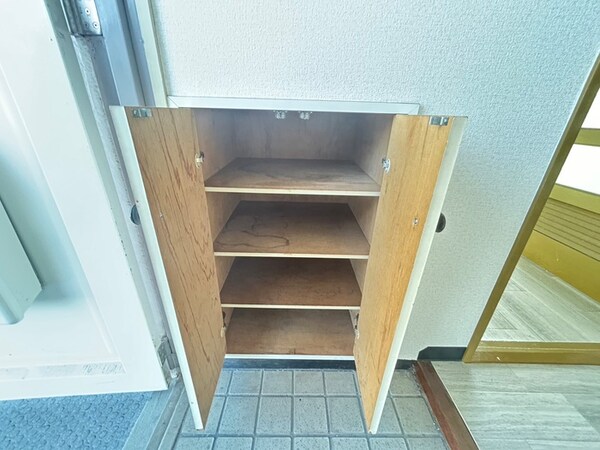 靴箱