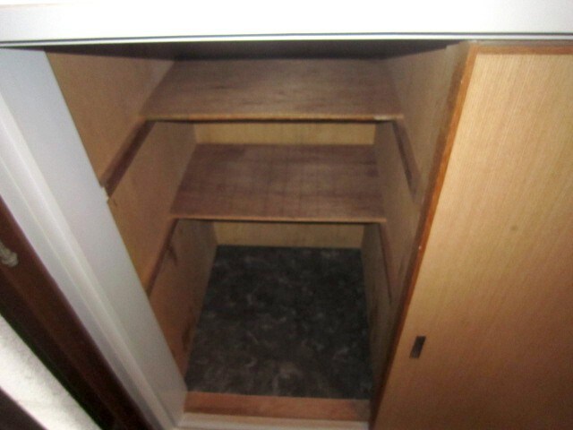 物件内観写真5　(靴箱)