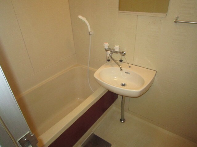 物件内観写真11　(バス／シャワールーム等)