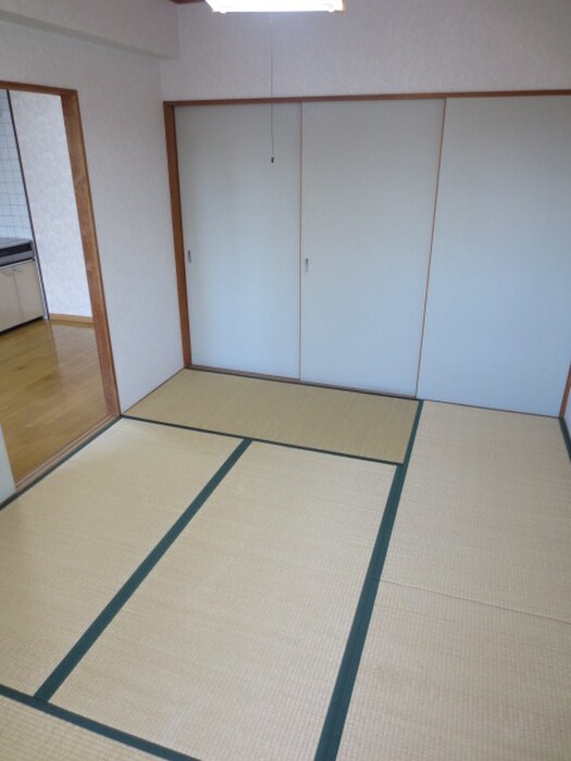 物件内観写真19　(居室)