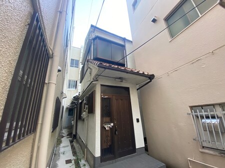 神戸市灘区水道筋1丁目貸家外観写真