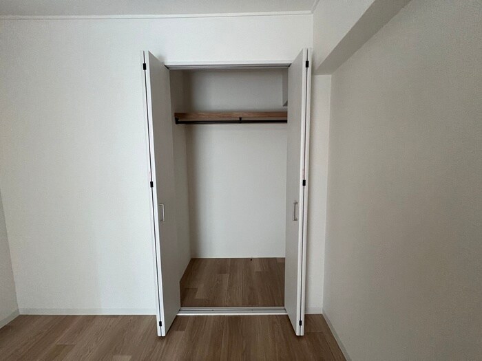 物件内観写真16　(収納)