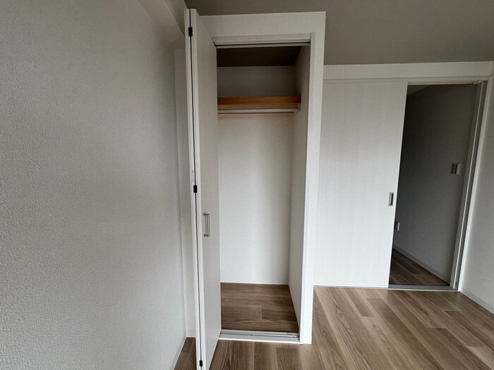 物件内観写真16　(収納)