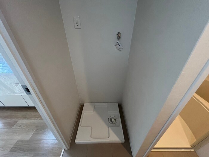 物件内観写真21　(洗濯機置場)