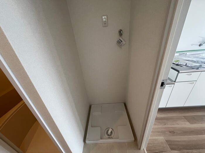 物件内観写真21　(洗濯機置場)