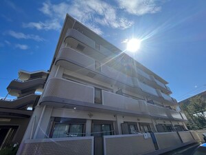 アルカディアイースト外観写真