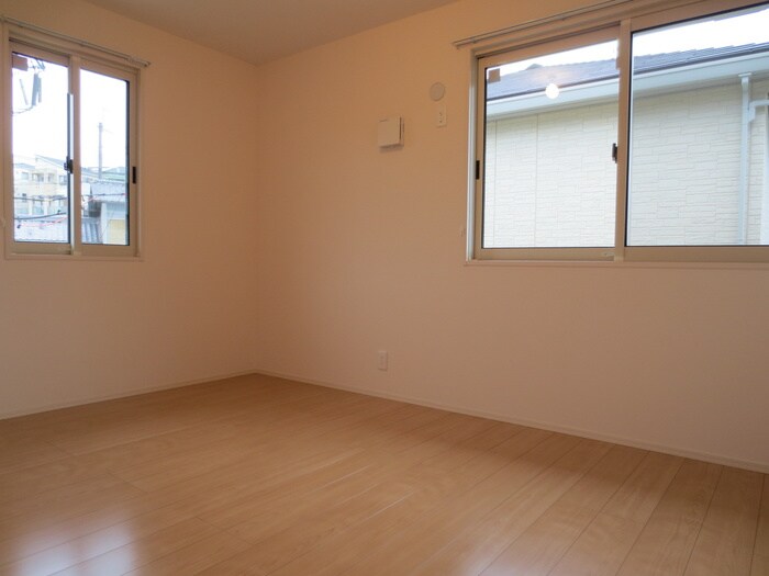 物件内観写真12　(廊下)