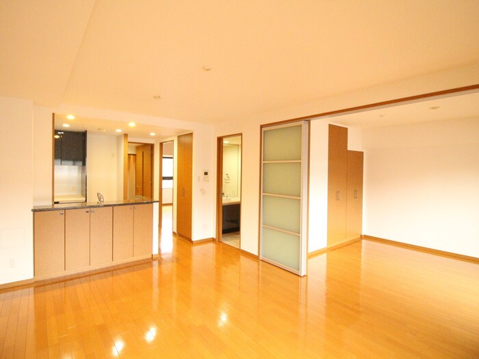 物件内観写真8　(居室)