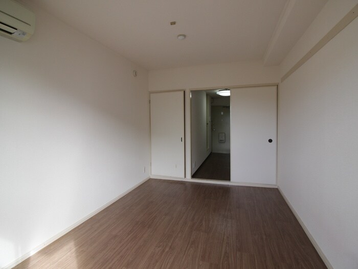 物件内観写真21　(居室)