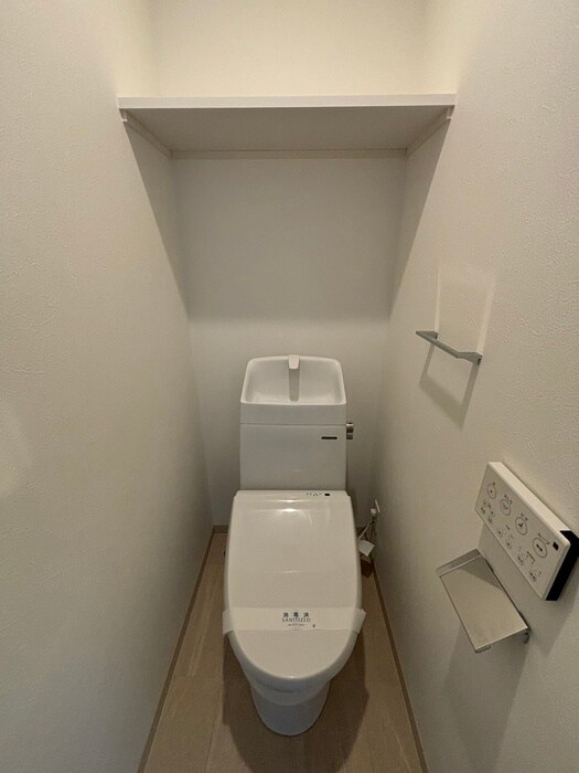 物件内観写真9　(トイレ)