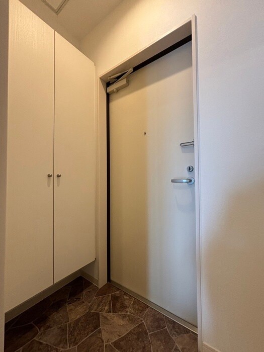 物件内観写真20　(玄関)