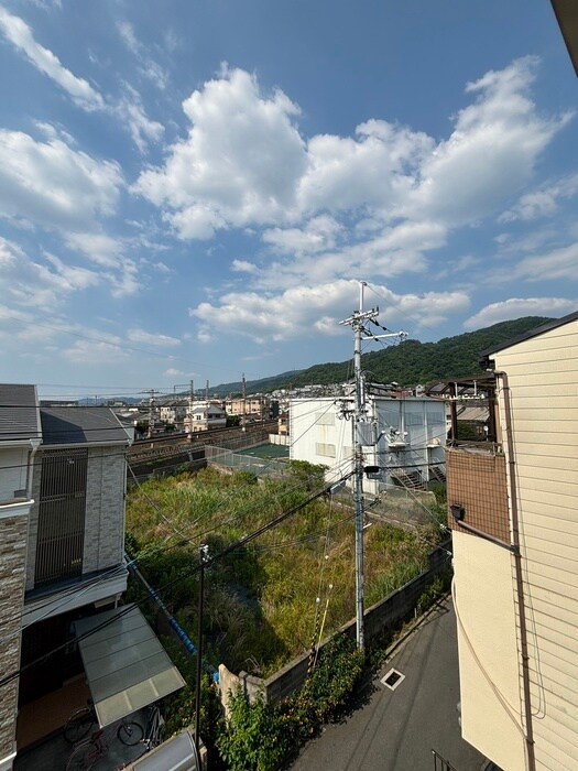 物件内観写真22　(室内からの展望)