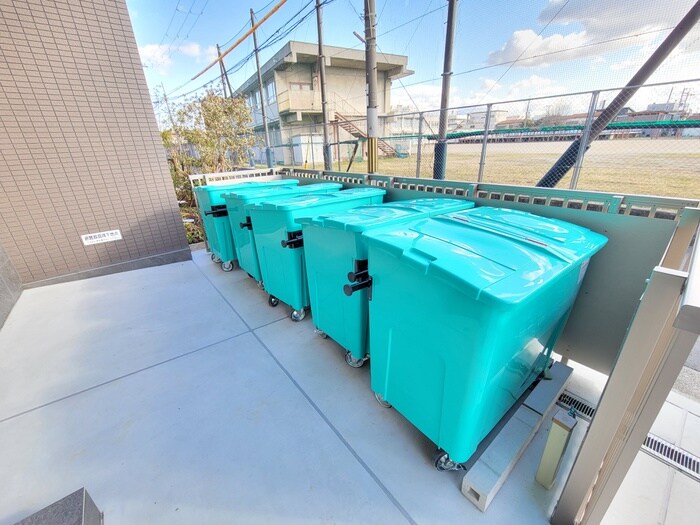 物件外観写真3　(建物設備)