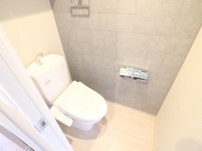 物件内観写真12　(トイレ)