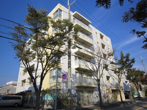 グリーンコートARAMAKI外観写真