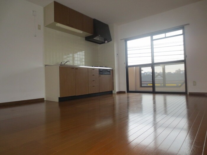 物件内観写真4　(居室)