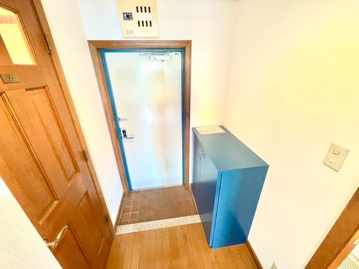 物件内観写真15　(玄関)