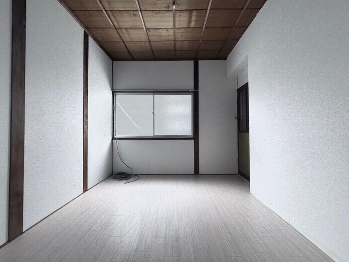 物件内観写真10　(居室)