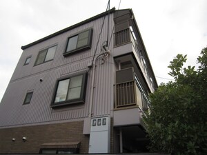 ｱｲｱﾝﾛﾌﾄﾏﾝｼｮﾝ（２Ｆ）外観写真