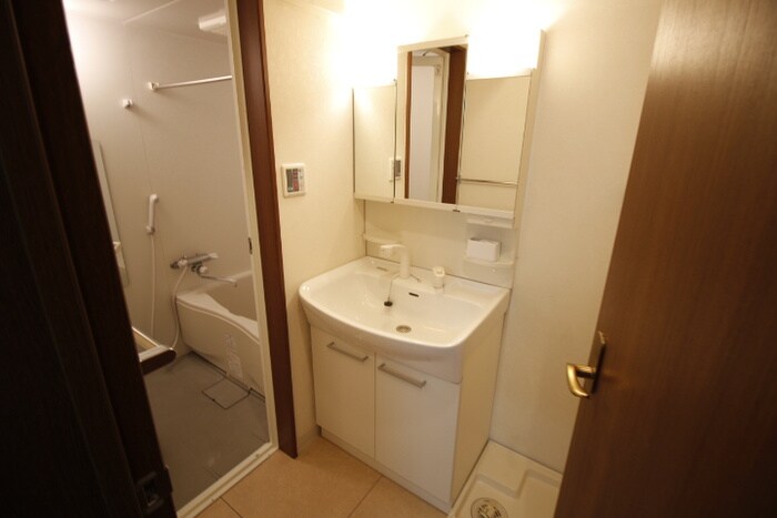 物件内観写真9　(洗面)