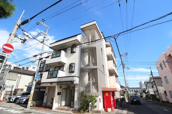 ロイヤルコ－ト神戸岡本の外観写真