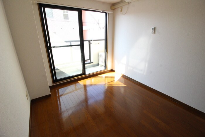 物件内観写真17　(居室)