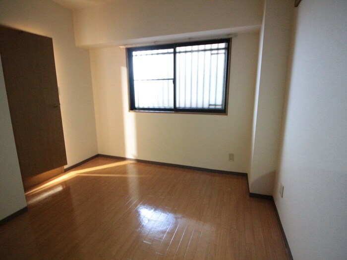 物件内観写真11　(居室)