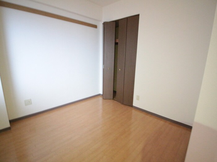 物件内観写真12　(居室)