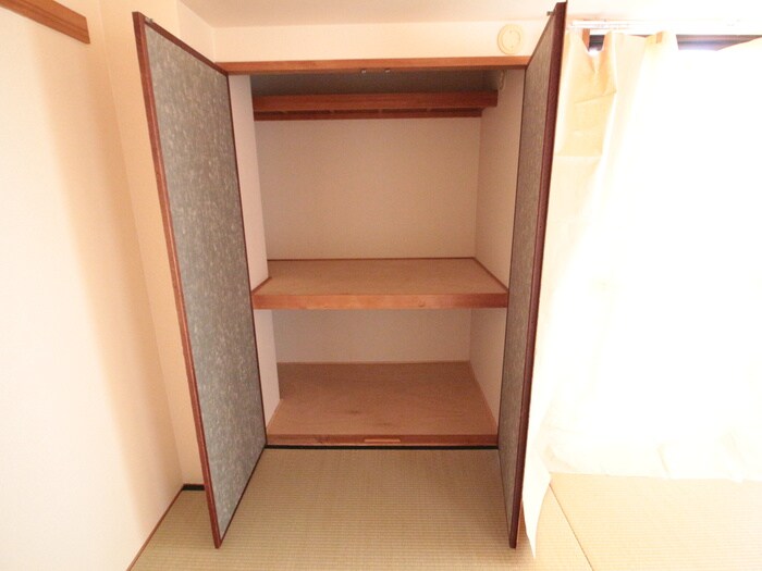 物件内観写真18　(収納)