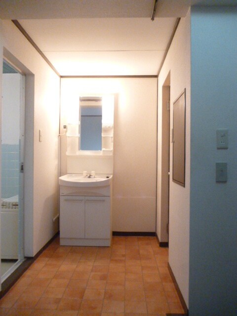 物件内観写真7　(洗面)