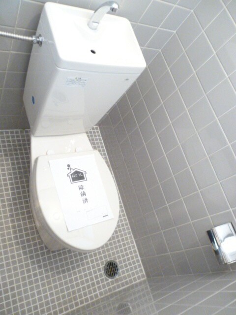 物件内観写真8　(トイレ)