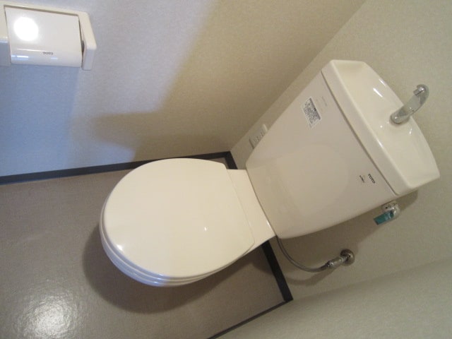 物件内観写真15　(トイレ)