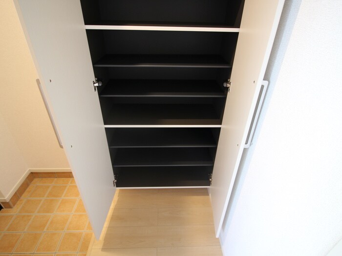 物件内観写真21　(靴箱)