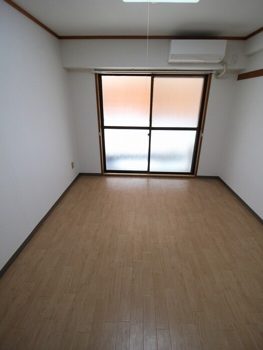 物件内観写真14　(居室)