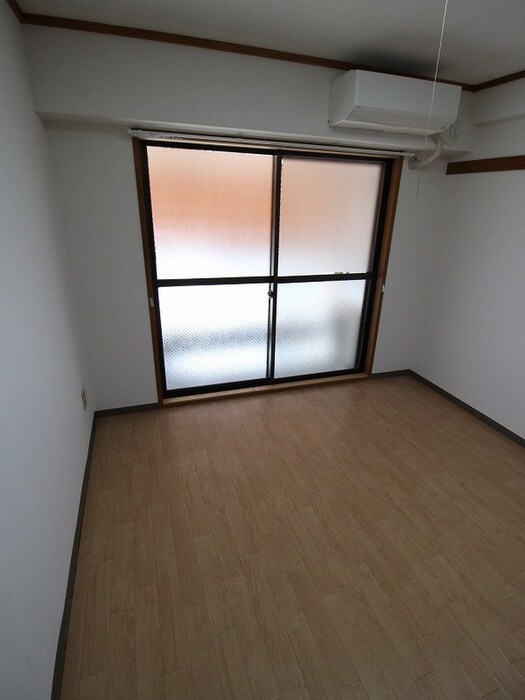 物件内観写真17　(居室)