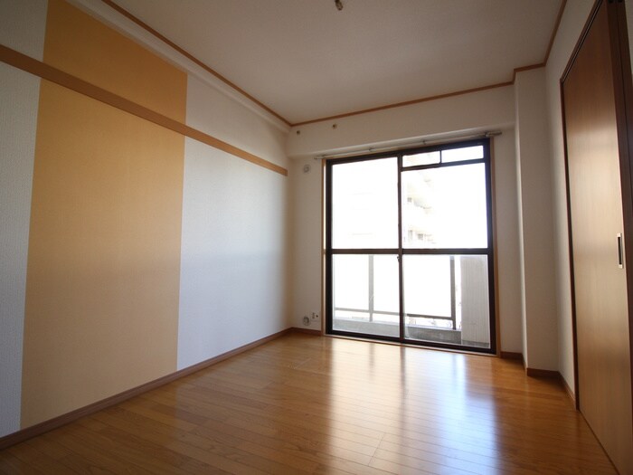 物件内観写真10　(居室)