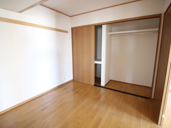 物件内観写真11　(居室)