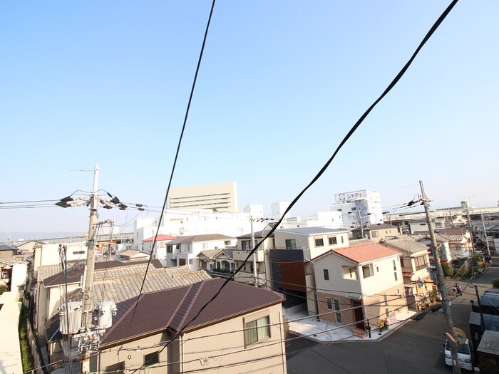 物件内観写真22　(室内からの展望)