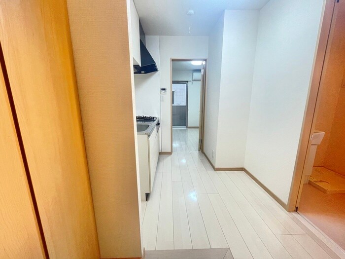 物件内観写真21　(廊下)