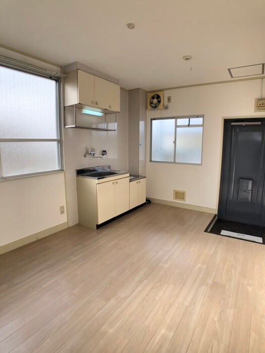 物件内観写真10　(居室)