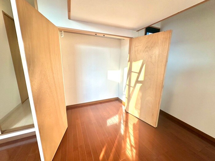 物件内観写真11　(収納)
