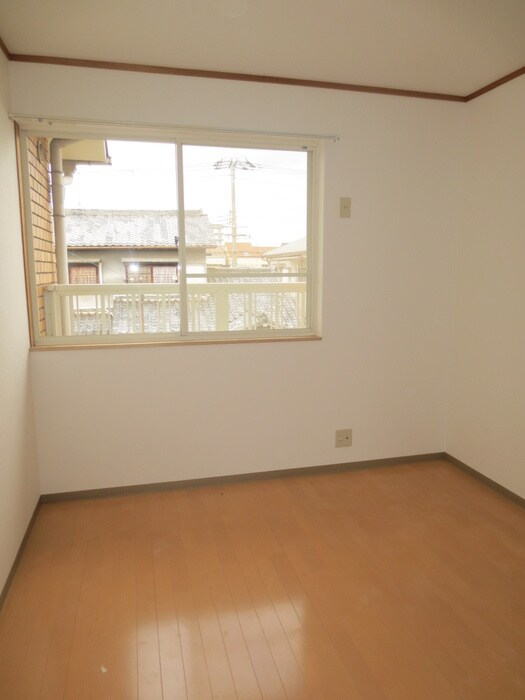 物件内観写真9　(居室)