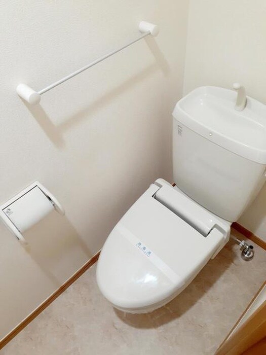 物件内観写真11　(トイレ)