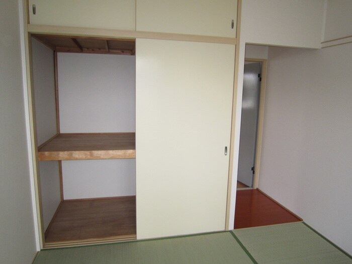 物件内観写真9　(収納)