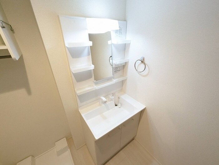 物件内観写真9　(洗面)