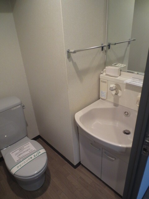 物件内観写真12　(トイレ)