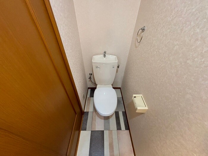 物件内観写真10　(トイレ)