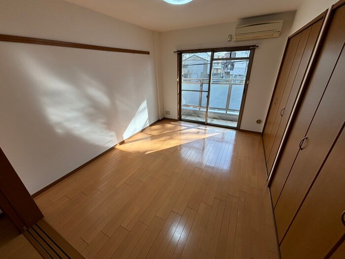 物件内観写真13　(居室)